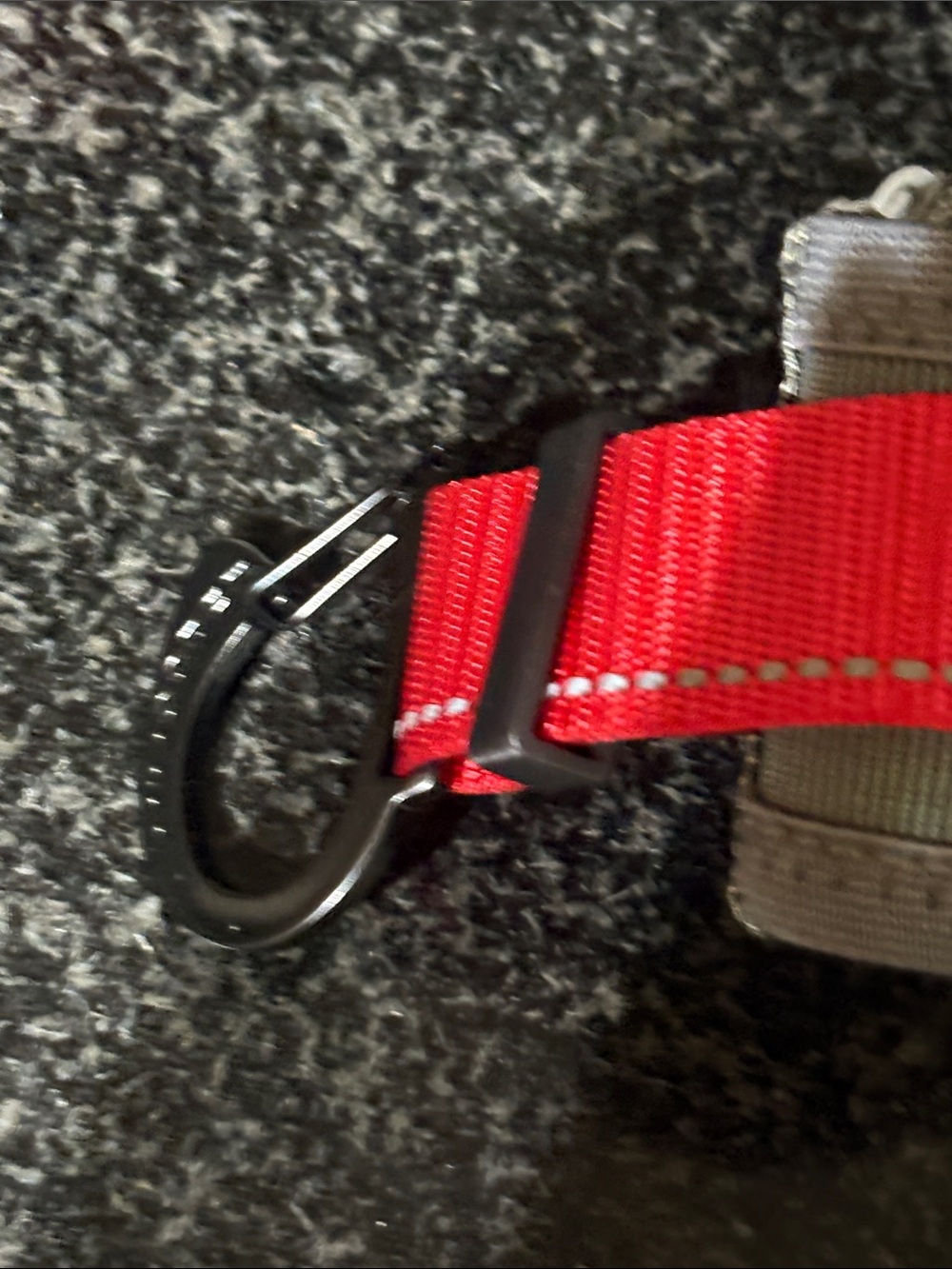 grey waist pouch Kurgo K9 Excursion Running Belt - Picture 5 of 5